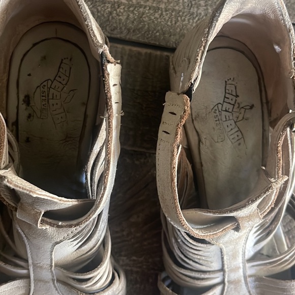 Freebird by Steven Arrow Heeled Sandal size 9 - Picture 9 of 13